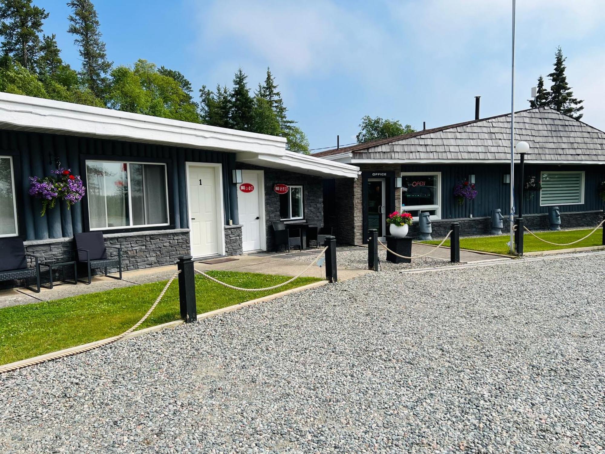 Mystic Isle Motel 와와 외부 사진
