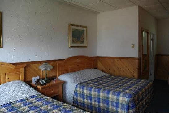 Mystic Isle Motel 와와 외부 사진